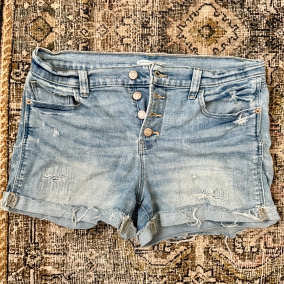 Old Navy Pants - Old Navy Boyfriend Short